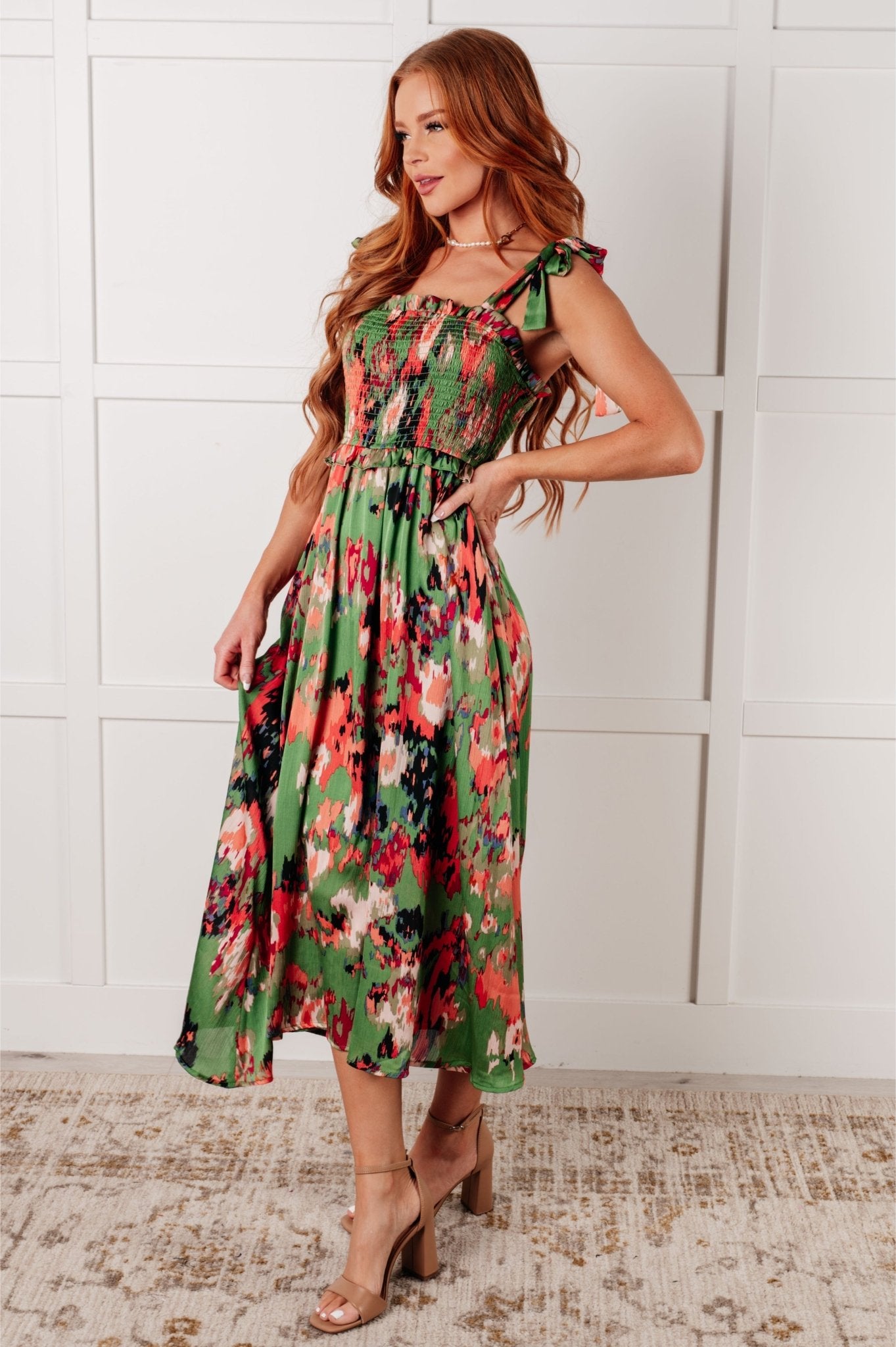 A Little While Longer Dress in Green - Loving God