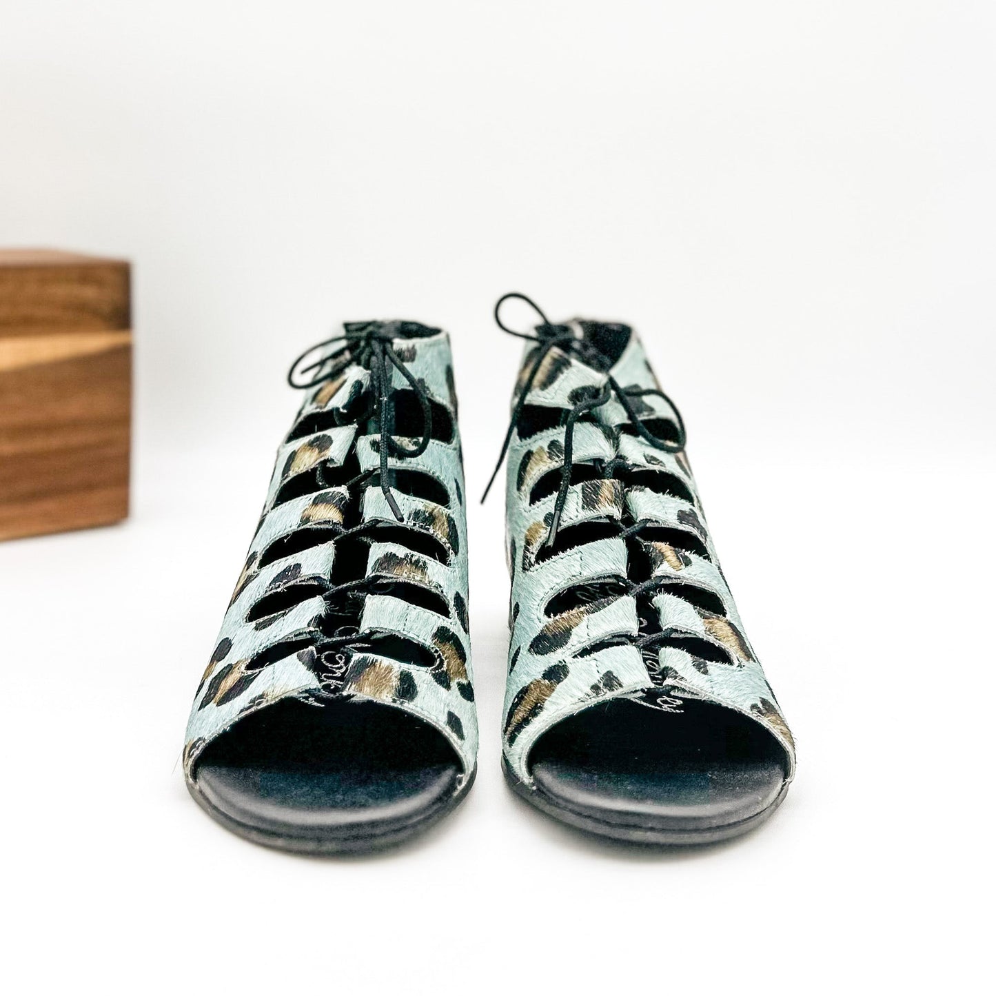 Nola Sandals in Teal - Loving God